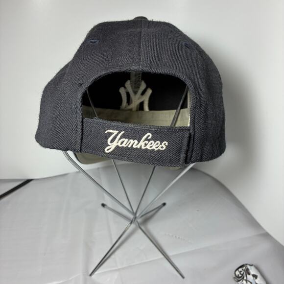 Vintage Yankee Baseball Hat Cap Team Nike Hook Loop Strap Sticker under Brim - Picture 3 of 10